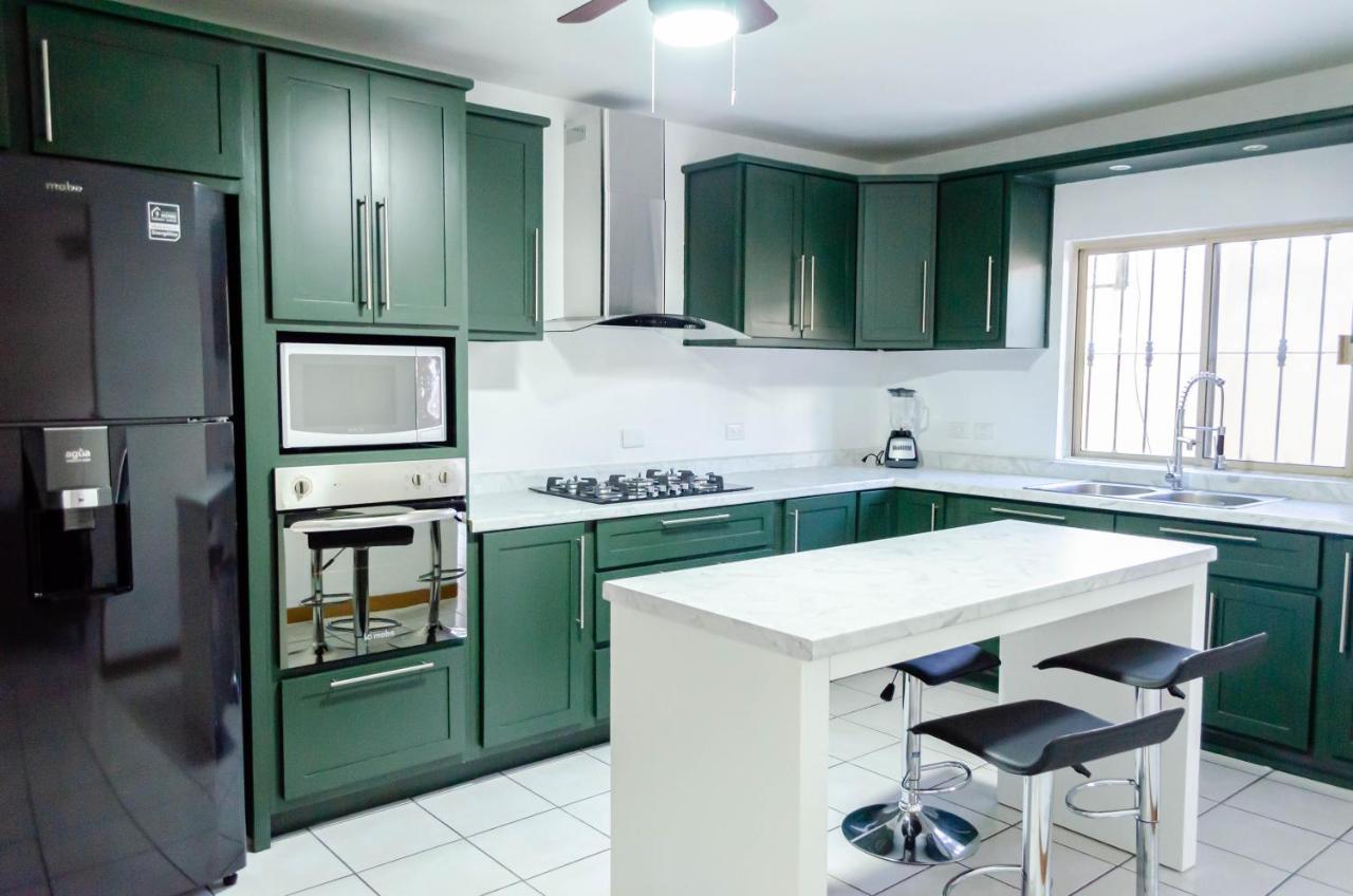 Alojamiento Completo 3 Habitaciones Chihuahua Eksteriør bilde